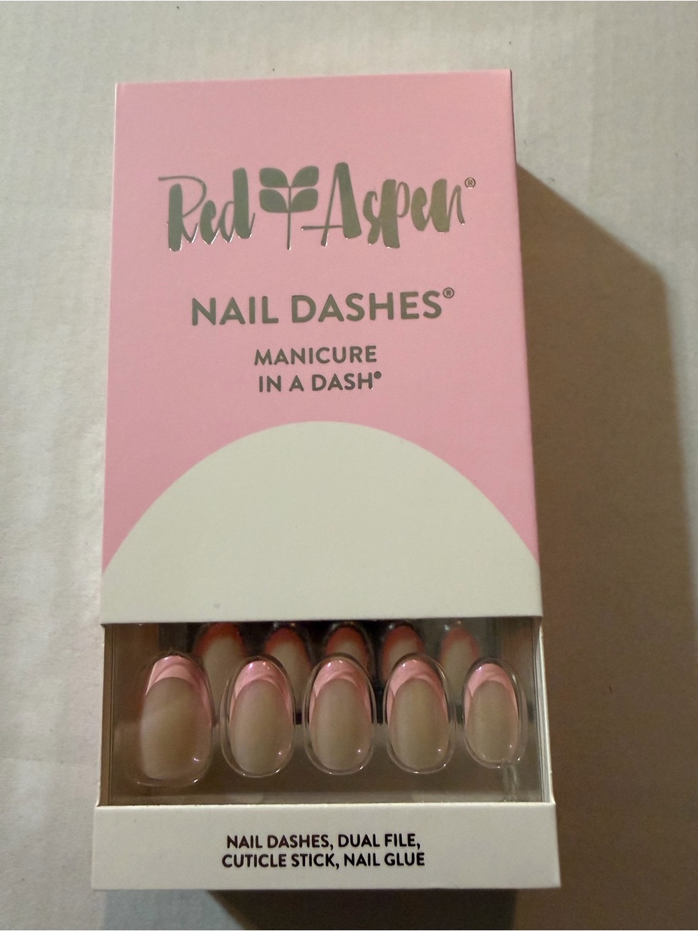 Red Aspen Pink French Nail Dashes - It’s Giving Trendy Queen, Gerlorma